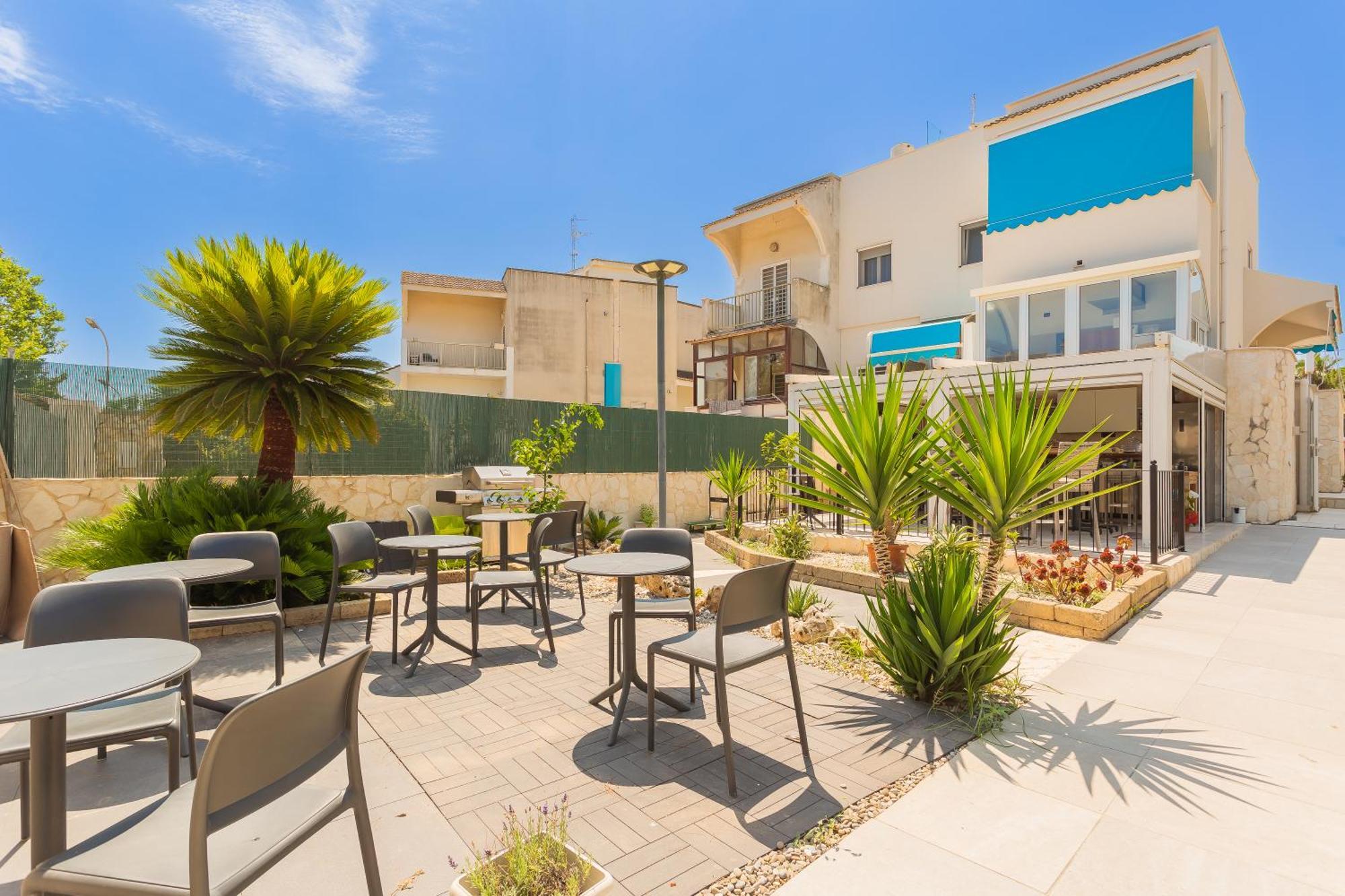 Apulia Blue Apartements & B&B Bari Extérieur photo
